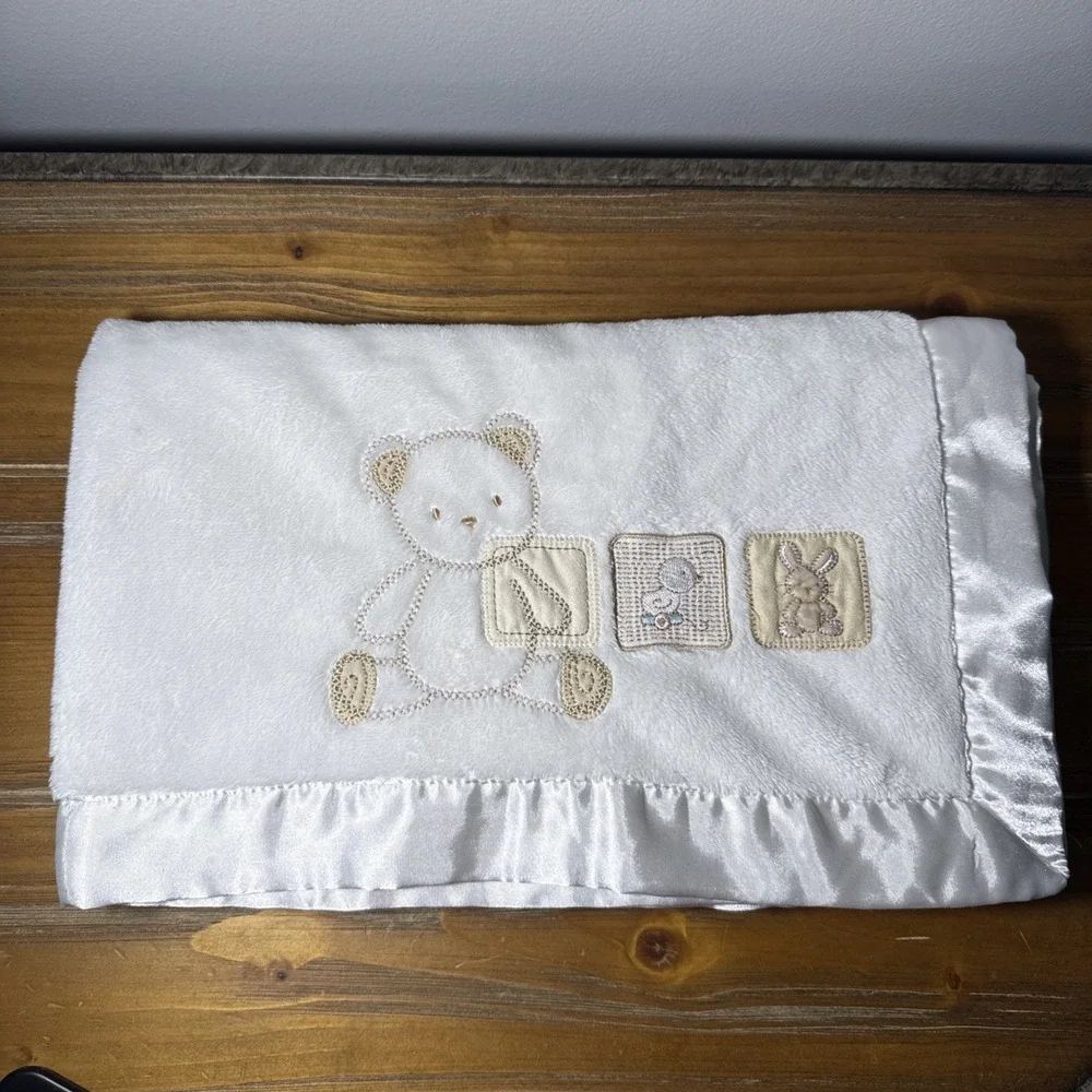Carter's White Baby Blanket Teddy Bear Bunny Duck Blocks Satin  28x32